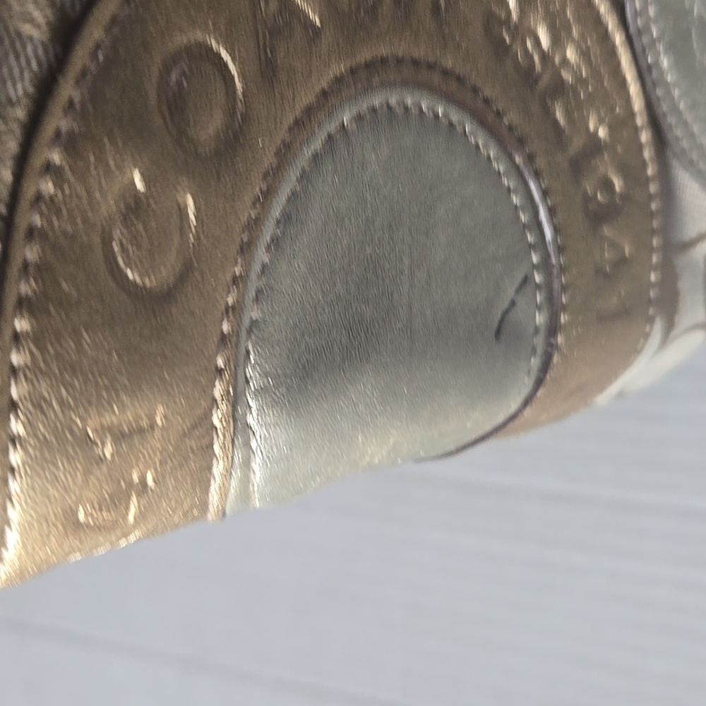 Coach Tote - Picture 2 of 14